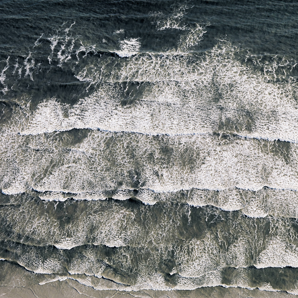 Waves, 2005