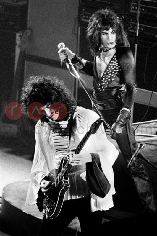 Queen (Freddie Mercury, Brian May)